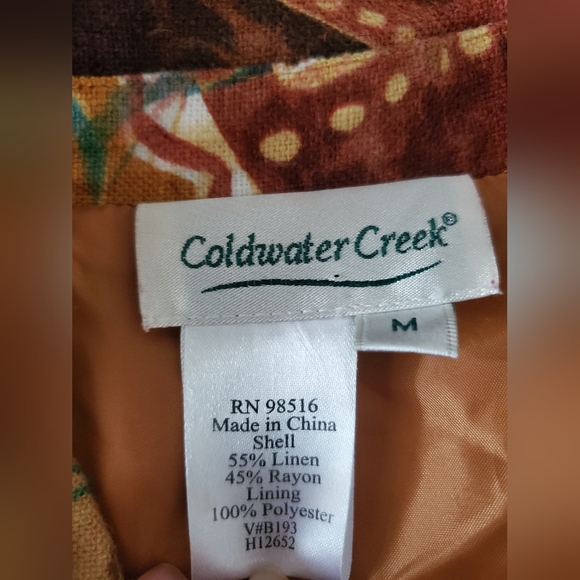 Colorful Geometric Patterned Jacket - Picture 2 of 8